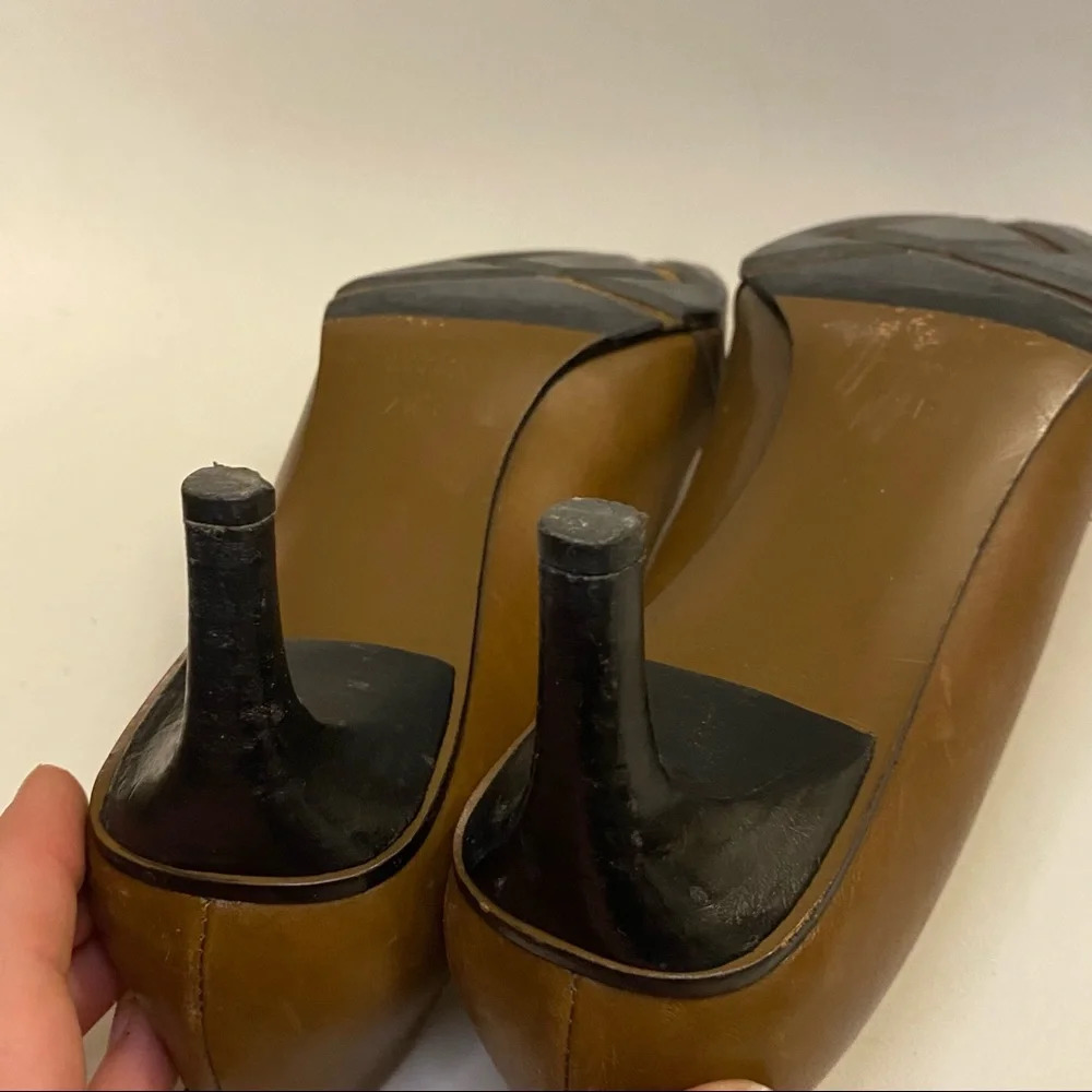 Gucci Brown leather Square Toe Low Heels - Picture 8 of 16